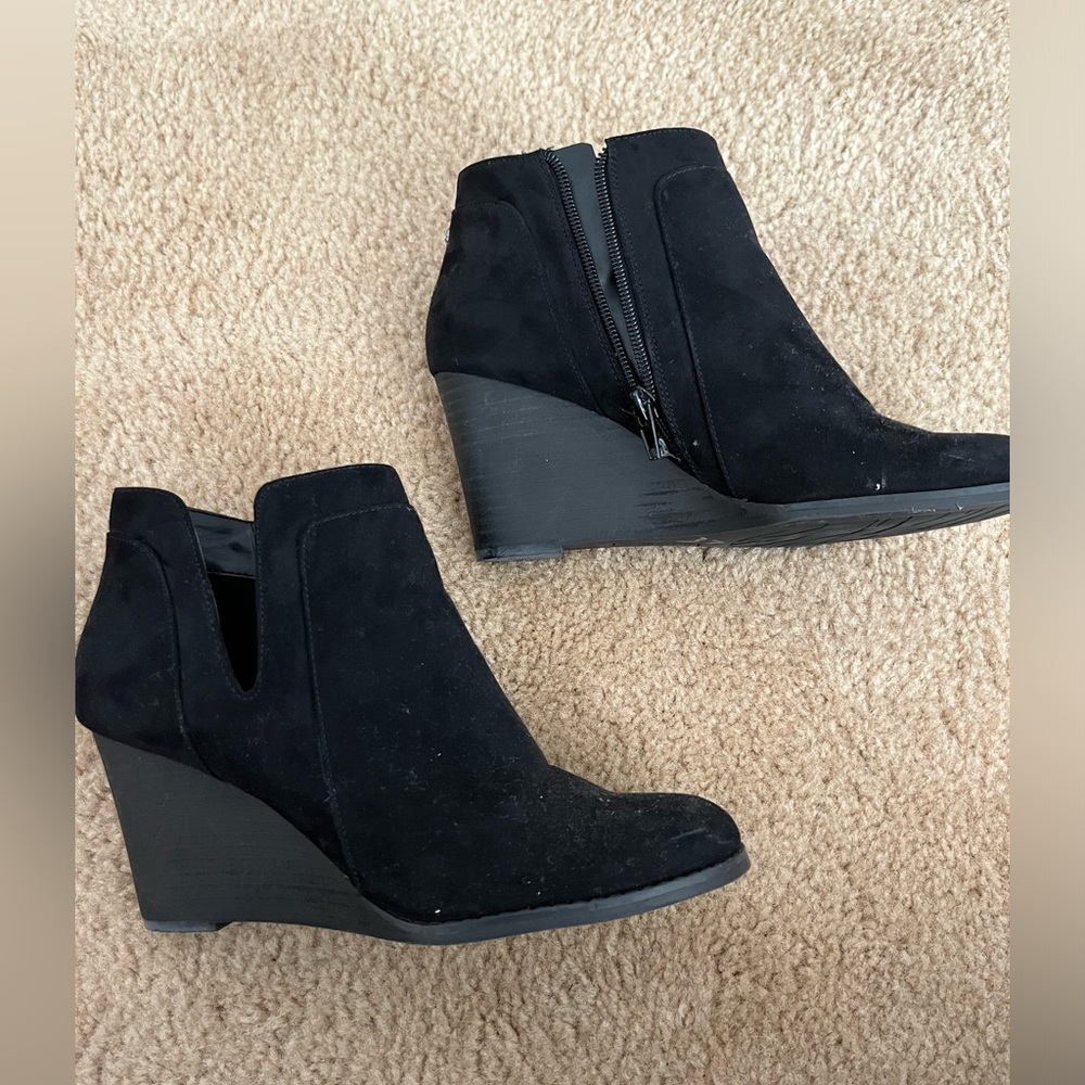 Anne Klein Ankle Boots - Size 7